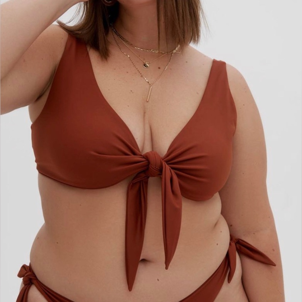 Noize Original Ballina Seamless Tie-Front Bikini Top, sz 3X